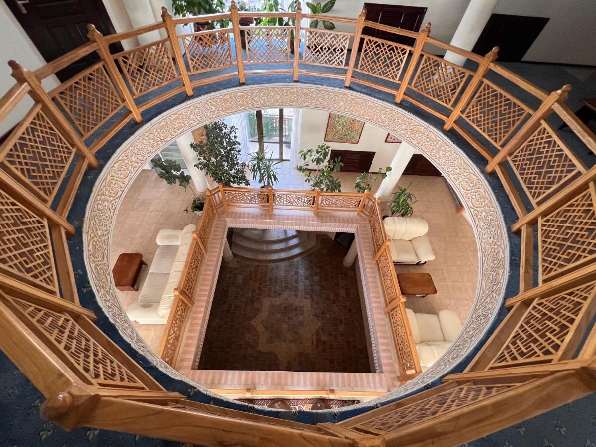 Sultan Hotel Бухара Екстериор снимка